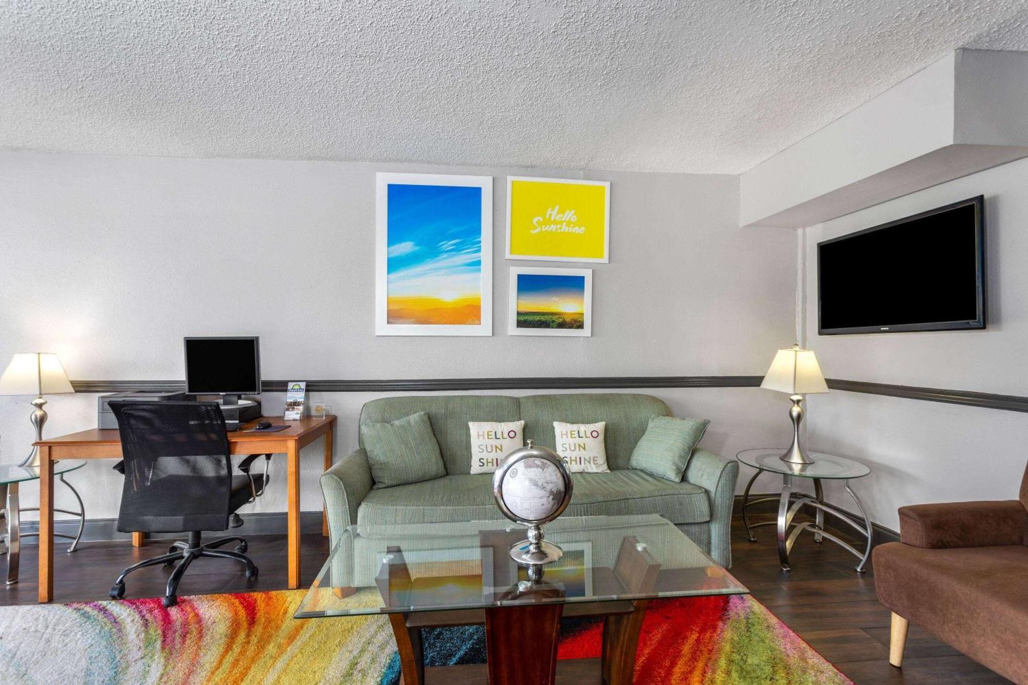 Days Inn By Wyndham Wildwood I-75 Екстер'єр фото